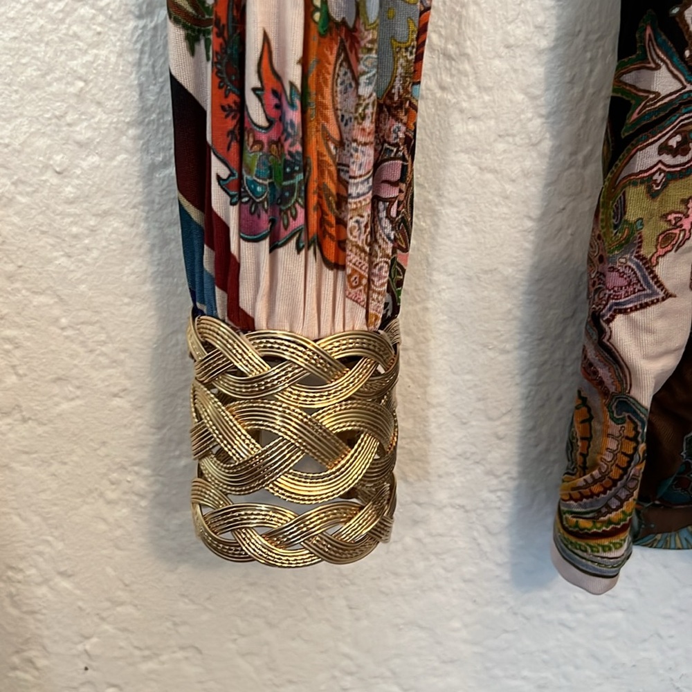VINTAGE By Sky multi color dress with Gold cuffs - Picture 4 of 7